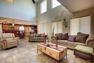 2154 E Yuma Ave-11