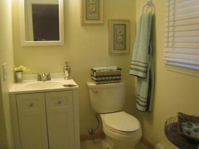 25 Hosking Ln, South Yarmouth, MA 02664 - photo 5