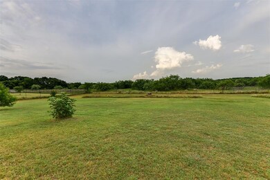 561 Dill Rd, Weatherford, TX 76085 - photo 7