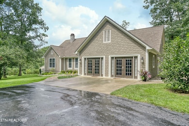 345 Myra Dr, Crossville, TN 38572 - photo 2