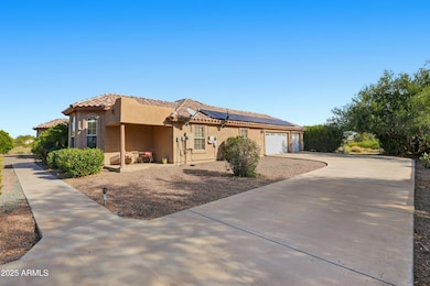 9777 N Chemehlevi Dr, Casa Grande, AZ 85122 - photo 3
