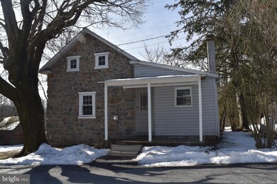 2038 Adams Rd unit 6, East Greenville, PA 18041 - photo 2