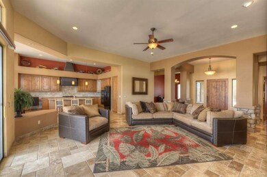006_Living Area