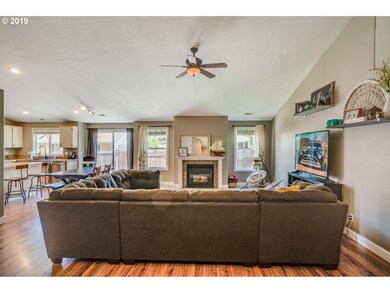 230 Hauser Ct, Molalla, OR 97038 - photo 5