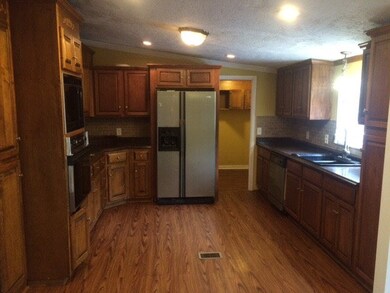 Spacious Kitchen