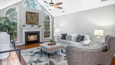 306 Hook Lane 11 of 42