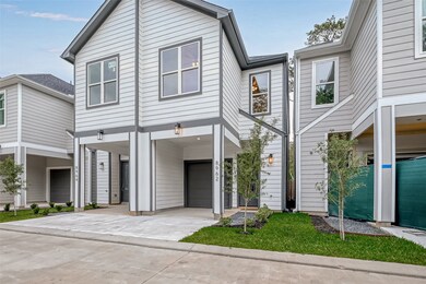 8962 Zurcher Ln, Houston, TX 77080 - photo 2