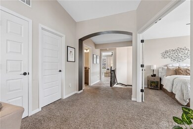 135 Rippling Brook Ln, Springboro, OH 45066 - photo 4