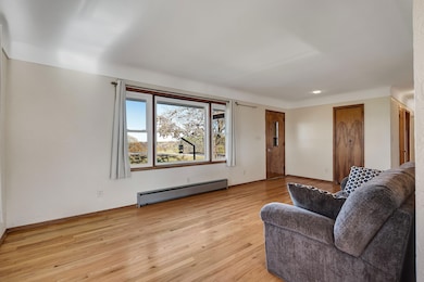 W5285 County Road F, La Crosse, WI 54601 - photo 2