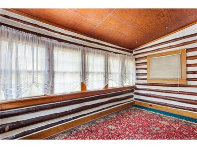 Large Foyer/Enclosed Porch filled with Light