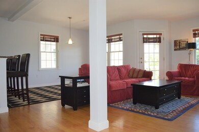 15 Currier St unit 5, Amesbury, MA 01913 - photo 6