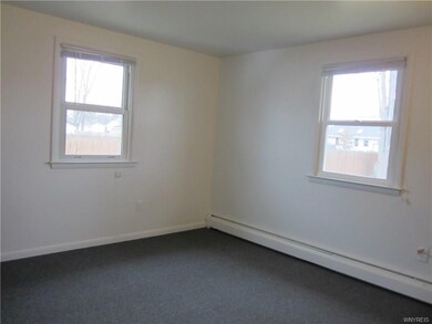 7183 Nickett Dr, North Tonawanda, NY 14120 - photo 3