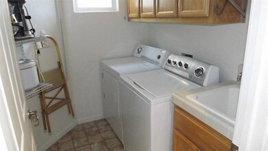 7062 E Cortland Ave, Fresno, CA 93737 - photo 6