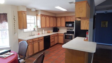 11334 Spring Creek Ln, San Angelo, TX 76904 - photo 3