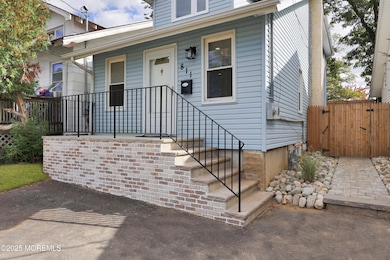 811 Shore Concourse, Keyport, NJ 07735 - photo 3