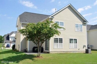 Level and well manicured rear lawn - perfect for p