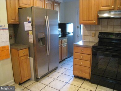 3769 Woodland Ave, Drexel Hill, PA 19026 - photo 6