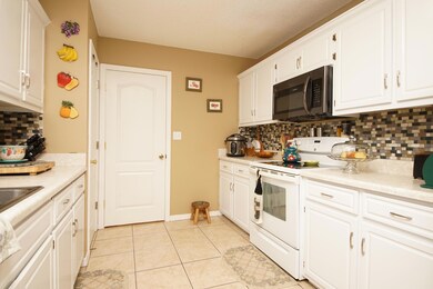 5790 Kellie Dr, Crestview, FL 32539 - photo 7