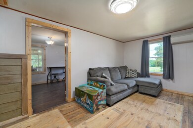23465 State Hwy EE-26