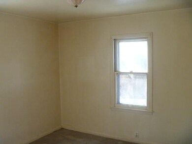 1833 N Linwood Ave, Indianapolis, IN 46218 - photo 5