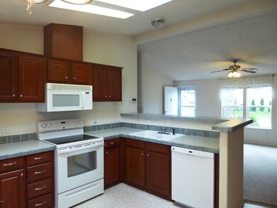 265 SE Port Ave, Lincoln City, OR 97367 - photo 2