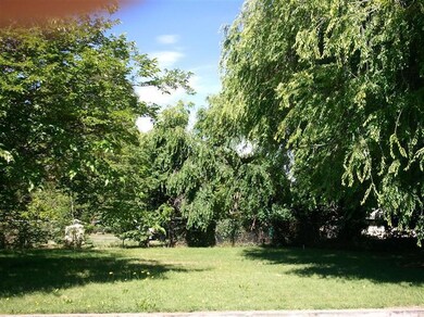 875 Gilman Rd, Medford, OR 97504 - photo 2