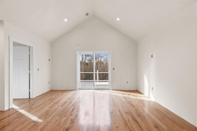 3112 Parade Rd, Laconia, NH 03246 - photo 5