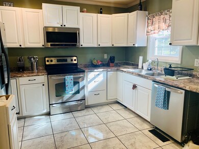 201 Smith St, Americus, GA 31709 - photo 7