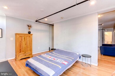 811 S Broadway, Baltimore, MD 21231 - photo 6