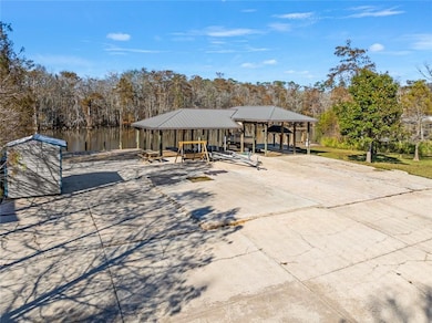 20905 Henry Rd, Springfield, LA 70462 - photo 5