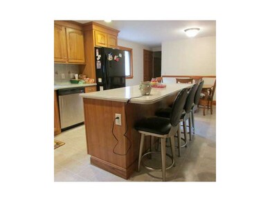 6 Old Tavern Ln, Greenville, RI 02828 - photo 5