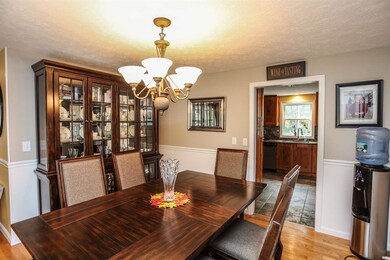 9 Rockbound Rd, Bedford, NH 03110 - photo 5