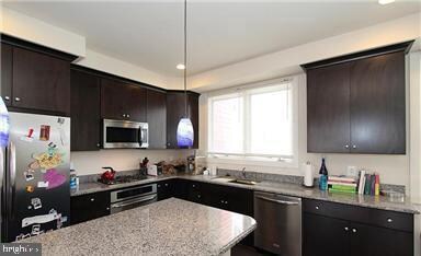 809 N Alfred St, Alexandria, VA 22314 - photo 2