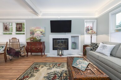 7374 N Shore Dr UNIT 14-2