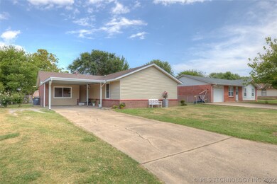 1327 E 144th St, Glenpool, OK 74033 - photo 2