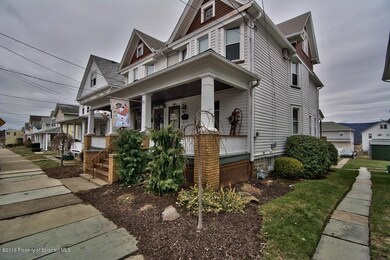 98 1/2 Searle St, Pittston, PA 18640 - photo 3