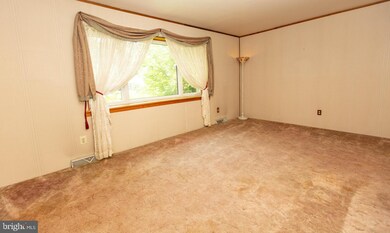 191 Deacon Dr, Norristown, PA 19403 - photo 3