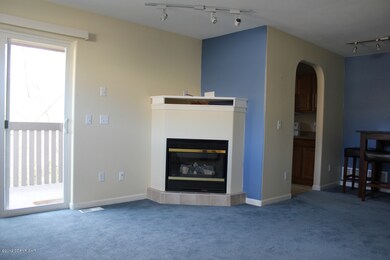 Living Room w/Gas Fireplace