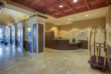 124 Walnut St Unit 308-large-006-3-Build