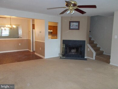 7549 Belle Grae Dr unit 15, Manassas, VA 20109 - photo 2