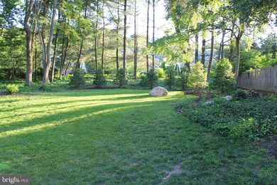 6310 Falling Brook Dr, Burke, VA 22015 - photo 2