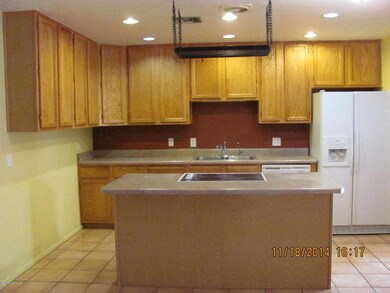 CHEFS ISLAND KITCHEN