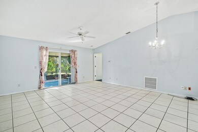 5495 Curtis Blvd, Cocoa, Fl 32927-40 Liv