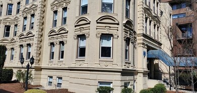 1862 Beacon St unit 3, Boston, MA 02135 - photo 7