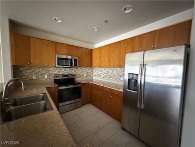 One Las Vegas unit 1520, Las Vegas, NV 89123 - photo 6