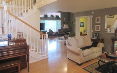 1961 Crow Rd, Merlin, OR 97532 - photo 5