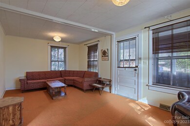 420 Jackson Loop Rd, Flat Rock, NC 28731 - photo 2