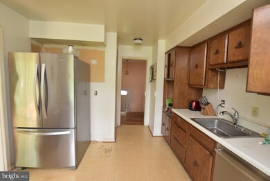 7456 Donset Ct, Manassas, VA 20109 - photo 6