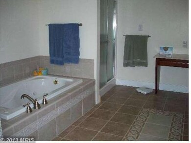 260 Par Dr, New Market, VA 22844 - photo 4