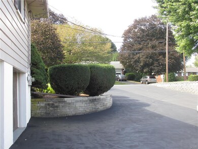 Driveway/ Garage # 2 - Driveway parks multiple car
